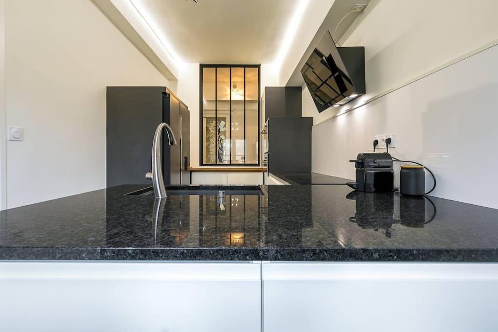 Apartament Le Hardi Dijon Zewnętrze zdjęcie